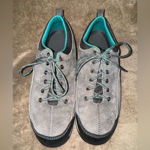 LL Bean Grey Suede Shoea